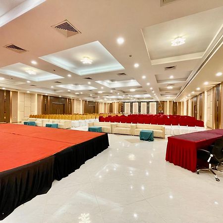 The Elite Lucknow Convention Hotel Eksteriør bilde